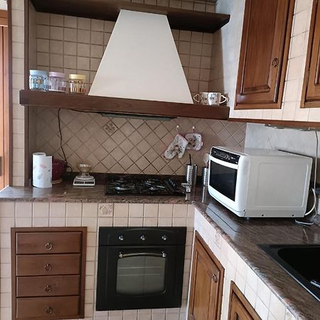 Casa Paola Lägenhet Assemini Exteriör bild