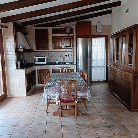 Casa Paola Lägenhet Assemini Exteriör bild